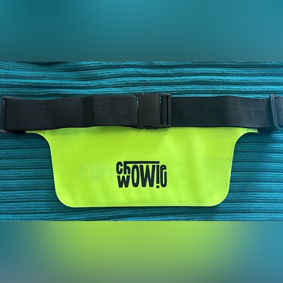 CW 🫶🏾 Fanny Pack 💚🩷🖤 - Picture 7 of 11